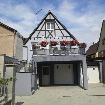 Maison De Tante Louise Mittelwihr Esterno foto